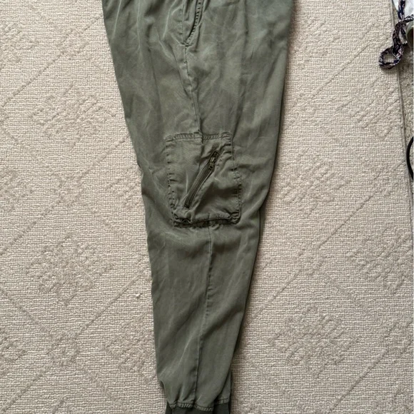 YOUNG, FABULOUS & BROKE Olive Green Cargo Jogger Pants - Picture 4 of 14